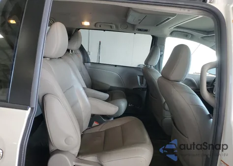 2015 Toyota Sienna Xle z USA, uszkodzony, nr VIN 5TDDK3DC7FS096748